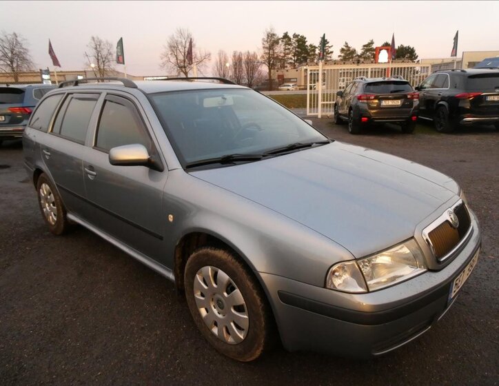 Škoda Octavia 1