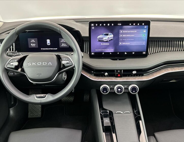 Škoda Superb Kombi 2,0 l 142 kw