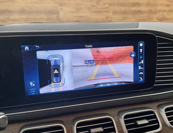 Mercedes-Benz GLS SUV / Terénní 3,0 l 270 kw