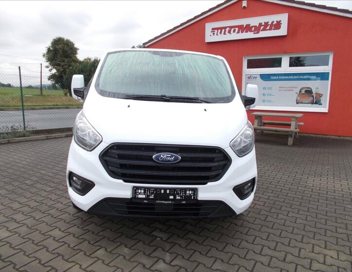 Ford Transit Custom 2