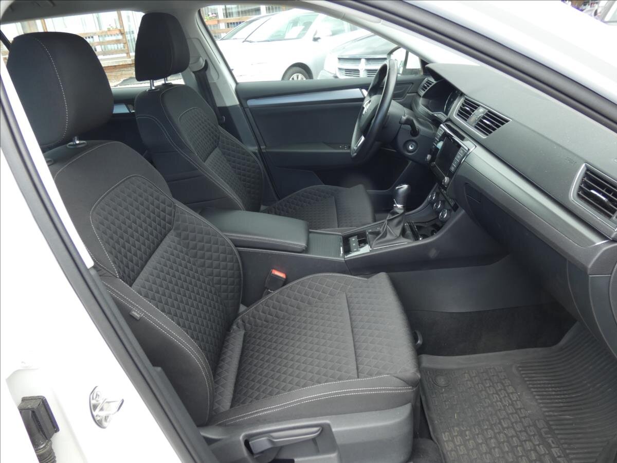 Škoda Superb Kombi 2,0 l 110 kw