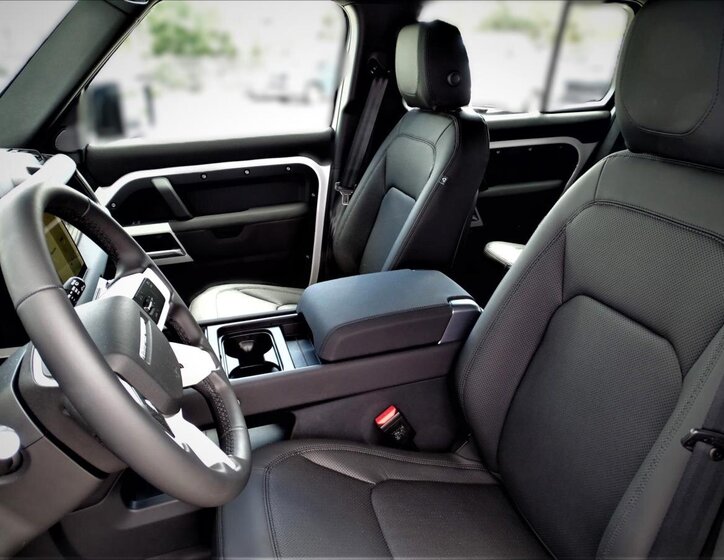 Land Rover Defender SUV 3,0 l 147 kw