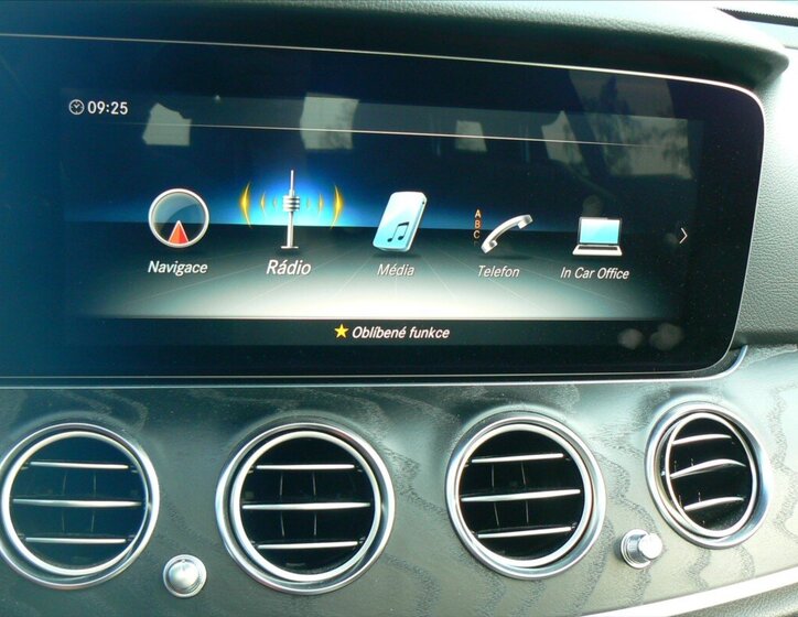 Mercedes-Benz Třídy E Kombi 2,0 l 143 kw