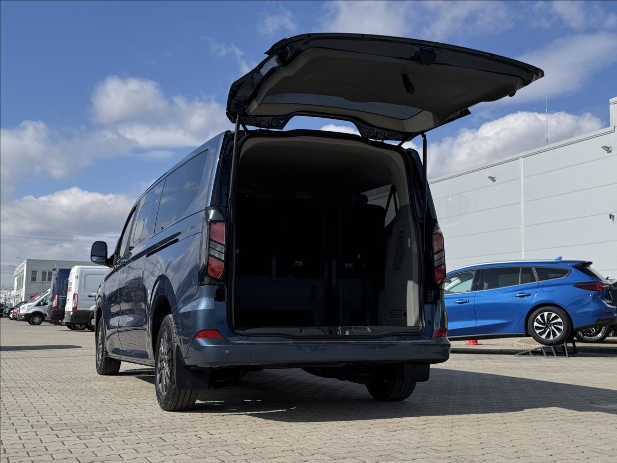 Ford Tourneo Custom MPV 2,0 l 125 kw