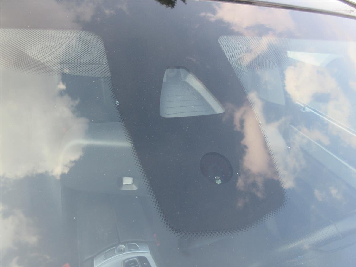 BMW Řada 7 Sedan / Limuzína 3,0 l 190 kw