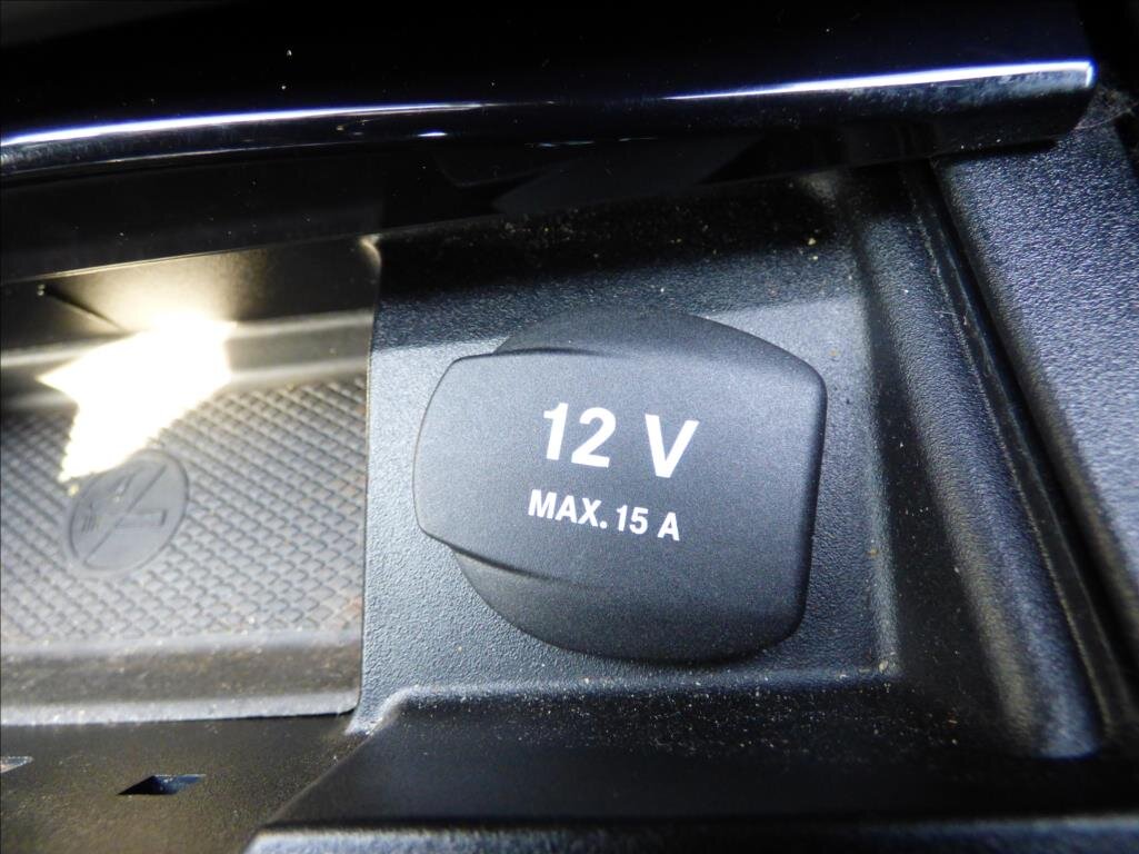 Mercedes-Benz Třídy C Sedan / Limuzína 2,1 l 88 kw