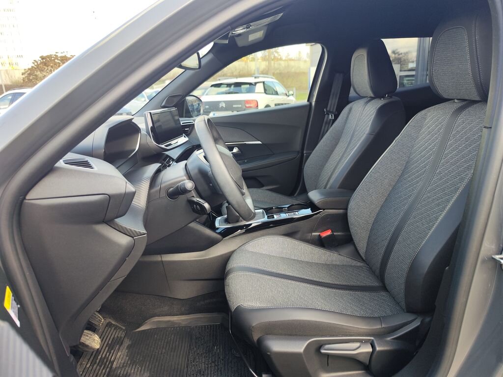 Peugeot 2008 Hatchback 1,2 l 74 kw