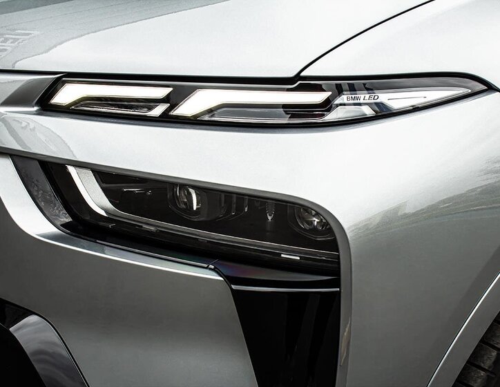 BMW X7 SUV / Terénní 3,0 l 250 kw