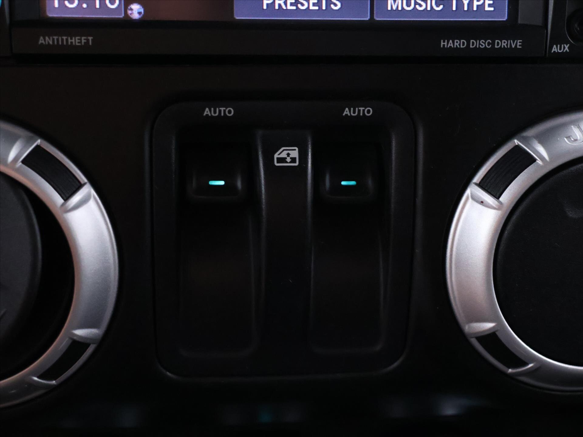 Jeep Wrangler SUV 2,8 l 147 kw