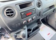 Renault Master 17