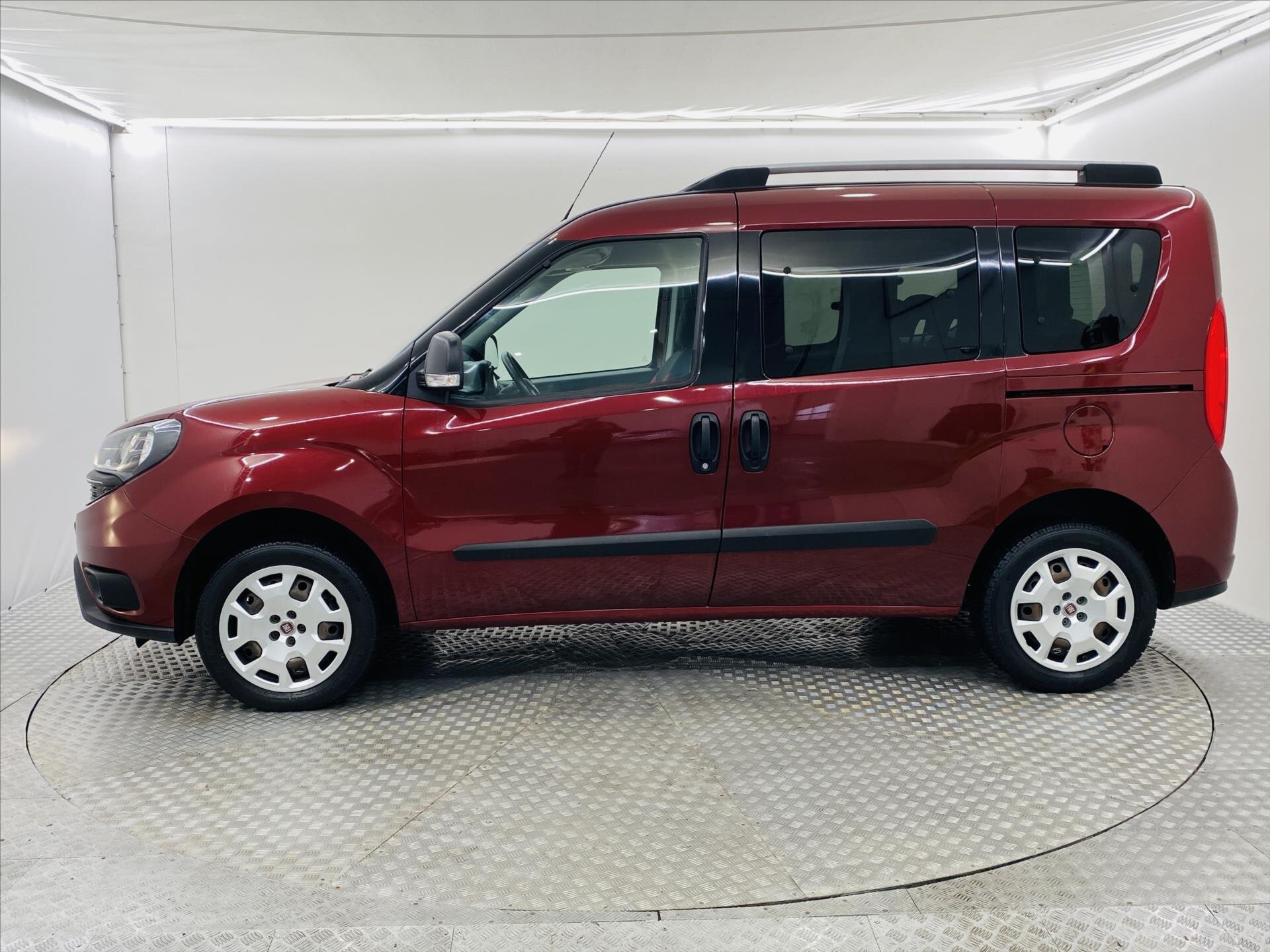 Fiat Dobló MPV 1,4 l 88 kw