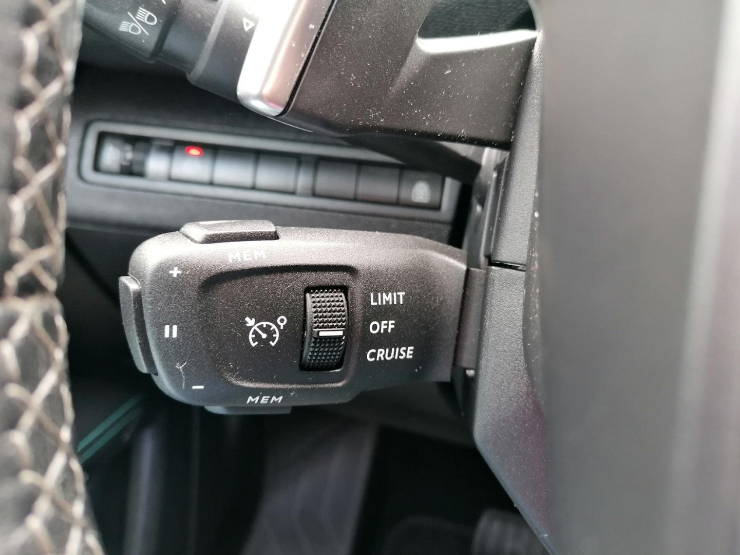 Peugeot 5008 SUV / Terénní 1,5 l 96 kw