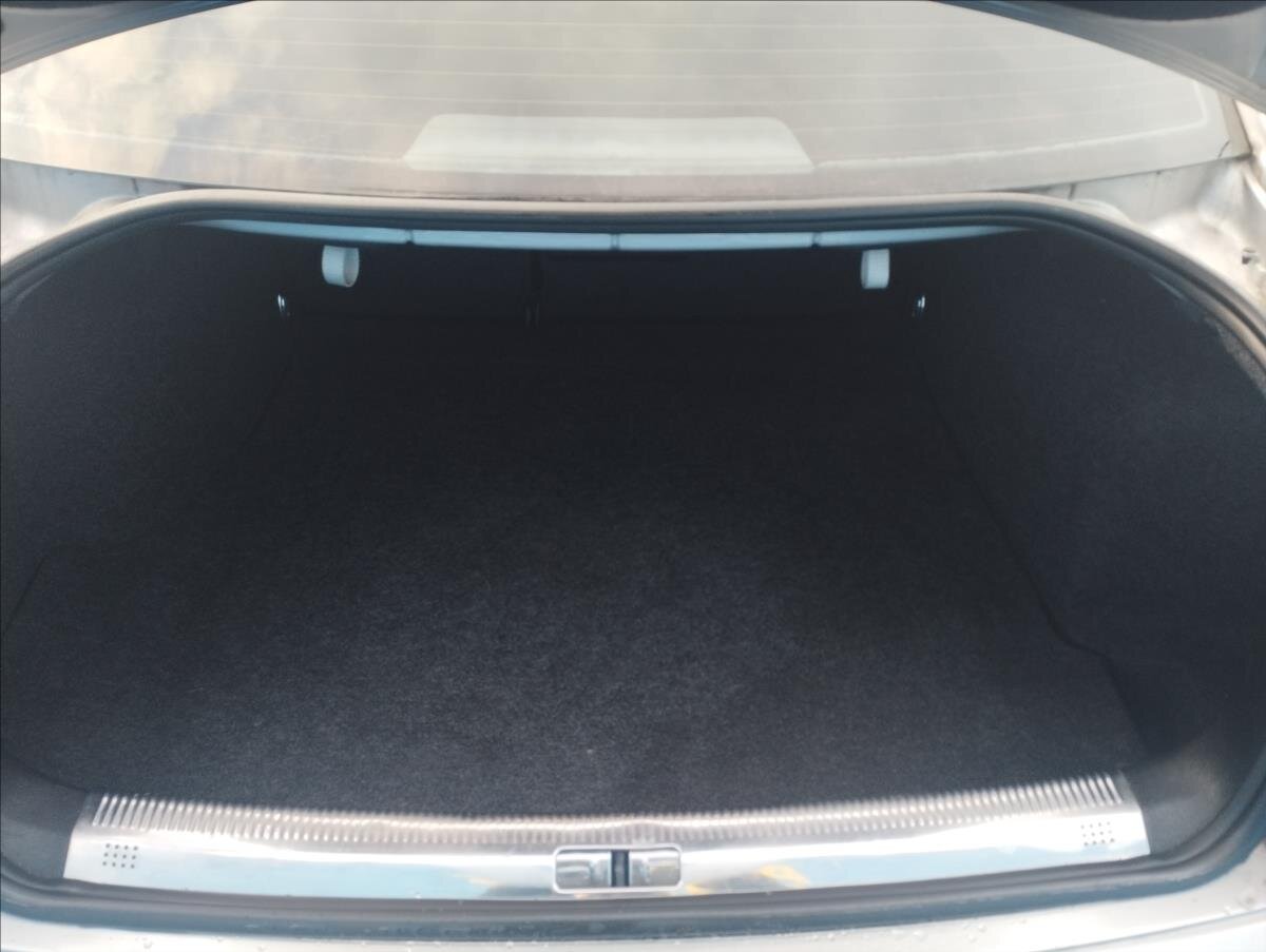 Škoda Superb Ostatní 1,9 l 74 kw