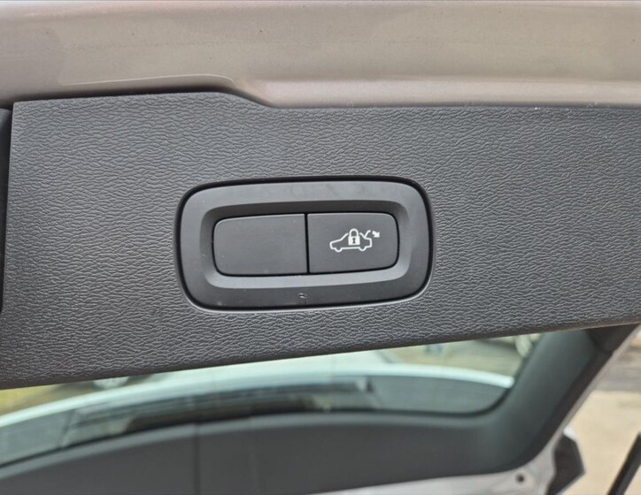 Volvo V60 Kombi 2,0 l 110 kw