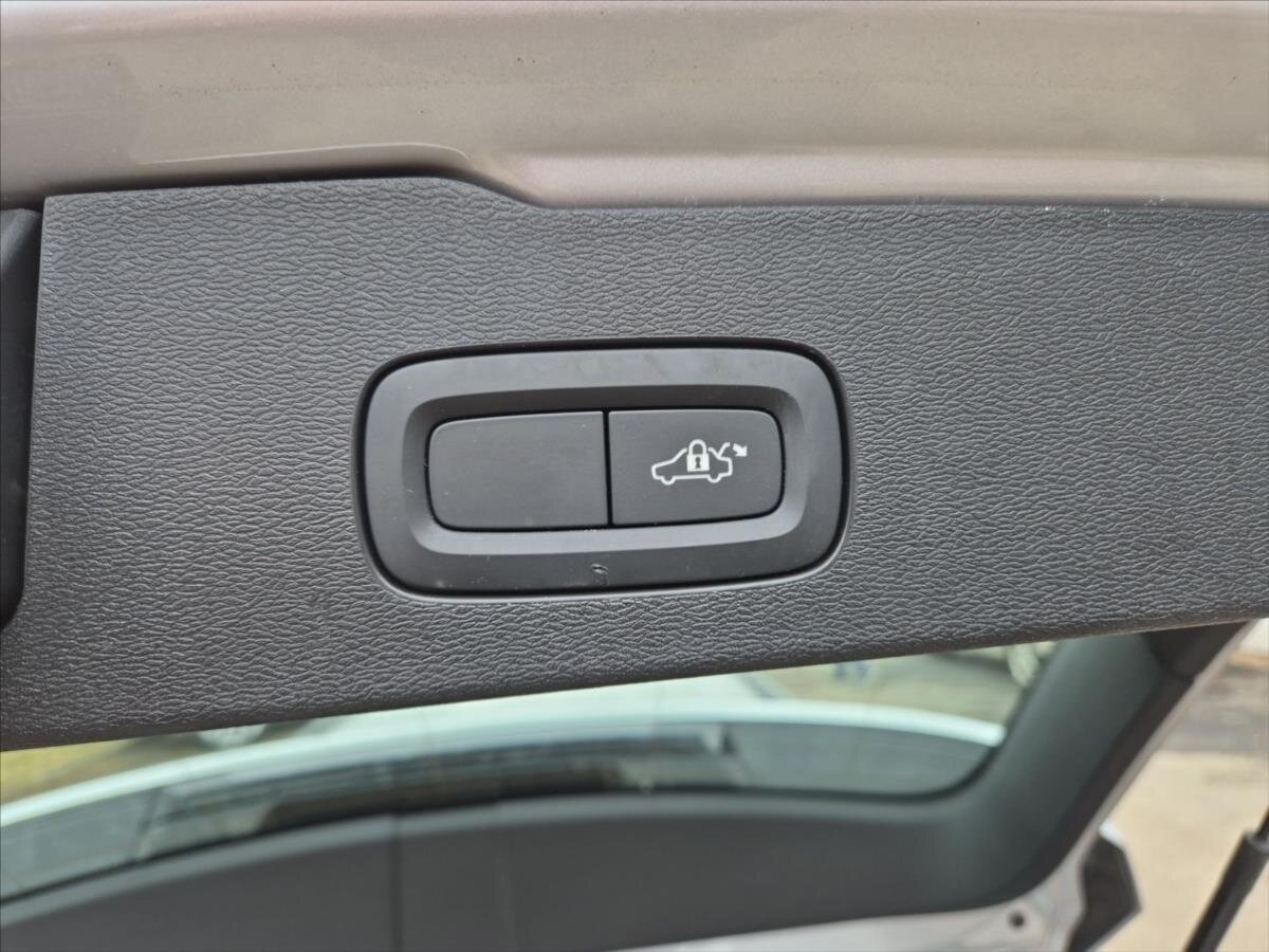 Volvo V60 Kombi 2,0 l 110 kw