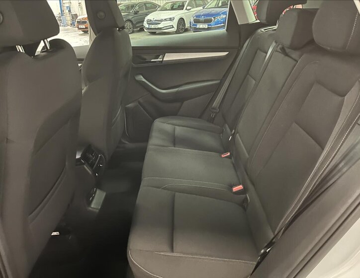 Škoda Karoq SUV / Terénní 1,5 l 110 kw