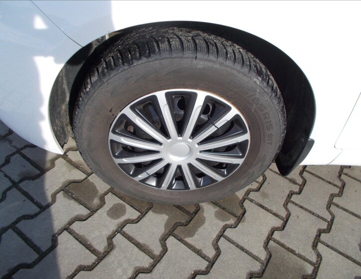 Hyundai ix20 MPV 1,6 l 91 kw