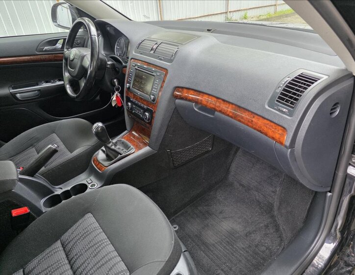 Škoda Octavia 27