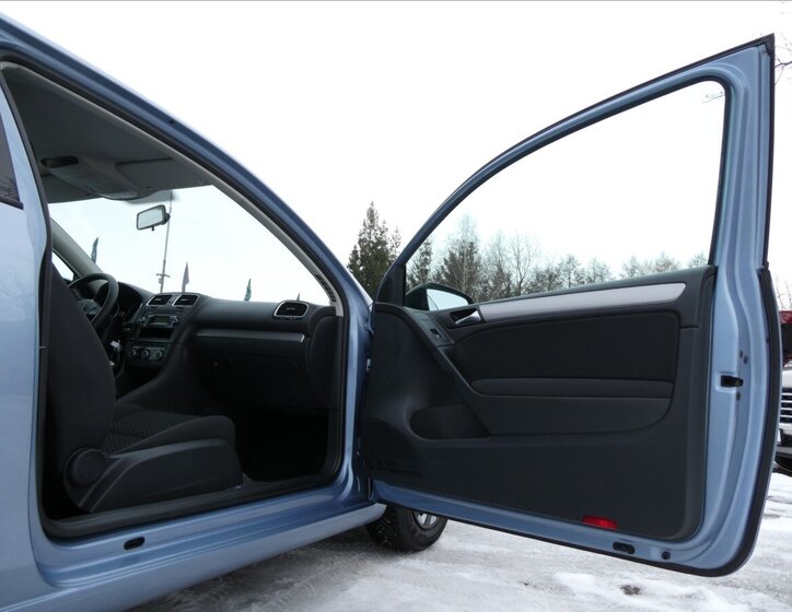 Volkswagen Golf Hatchback 1,4 l 59 kw