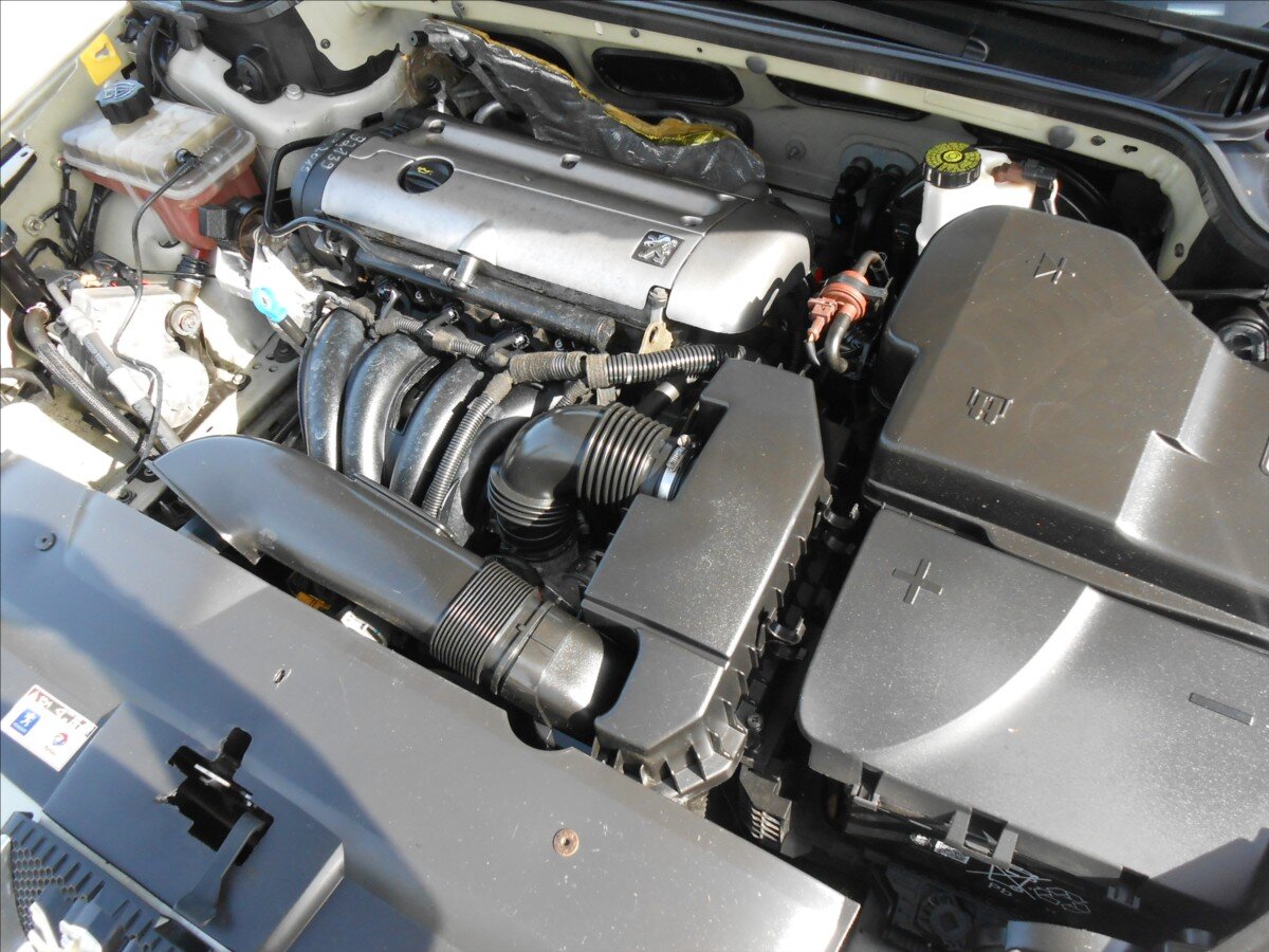 Peugeot 407 Kombi 2,2 l 120 kw