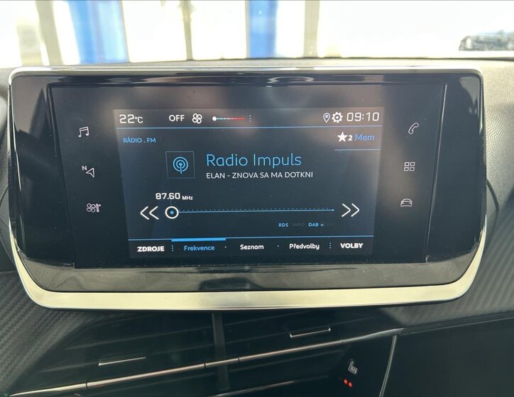 Peugeot 2008 SUV / Terénní 1,2 l 74 kw