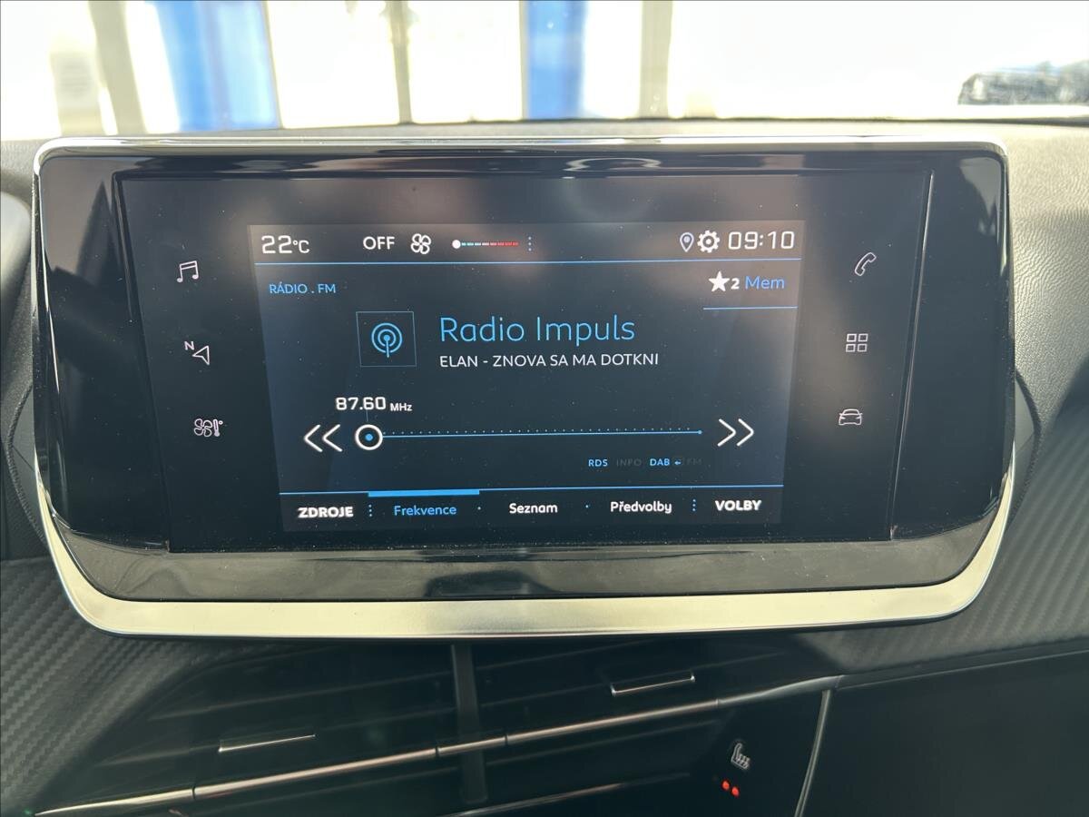 Peugeot 2008 SUV / Terénní 1,2 l 74 kw