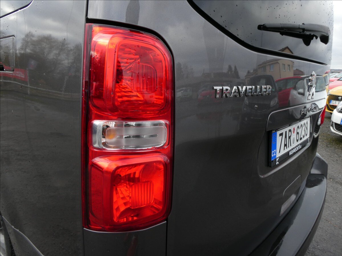 Peugeot Traveller MPV 2,0 l 130 kw