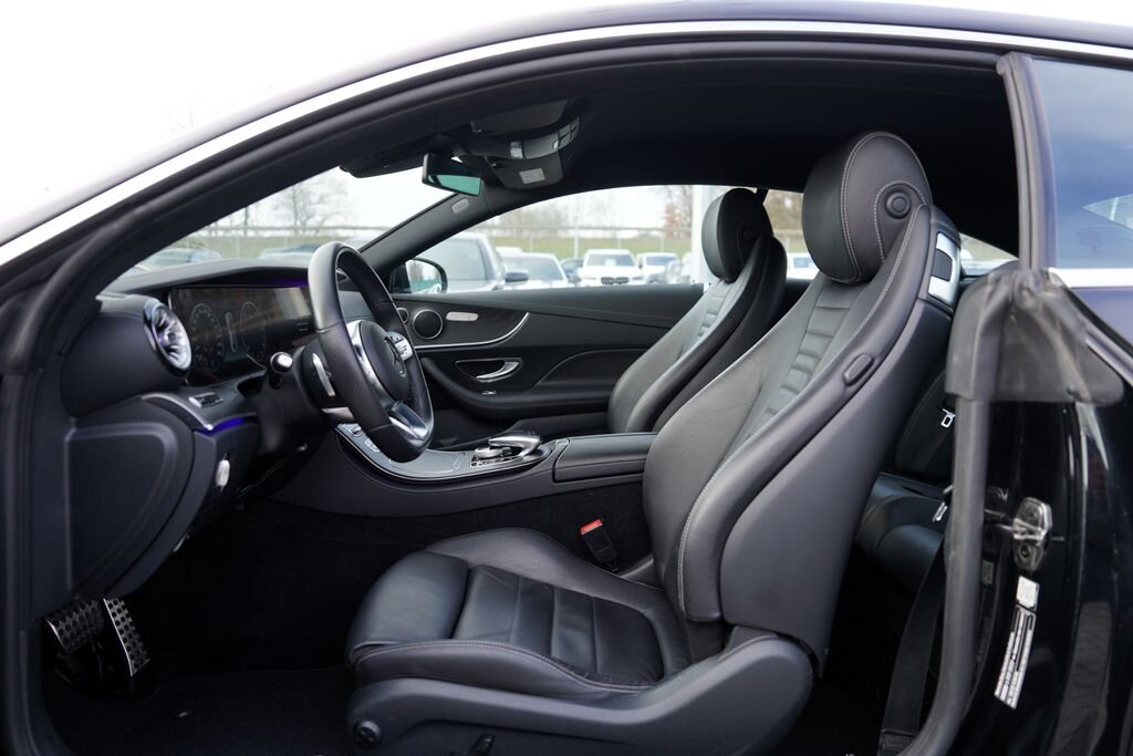 Mercedes-Benz Třídy E Kupé 2,0 l 180 kw