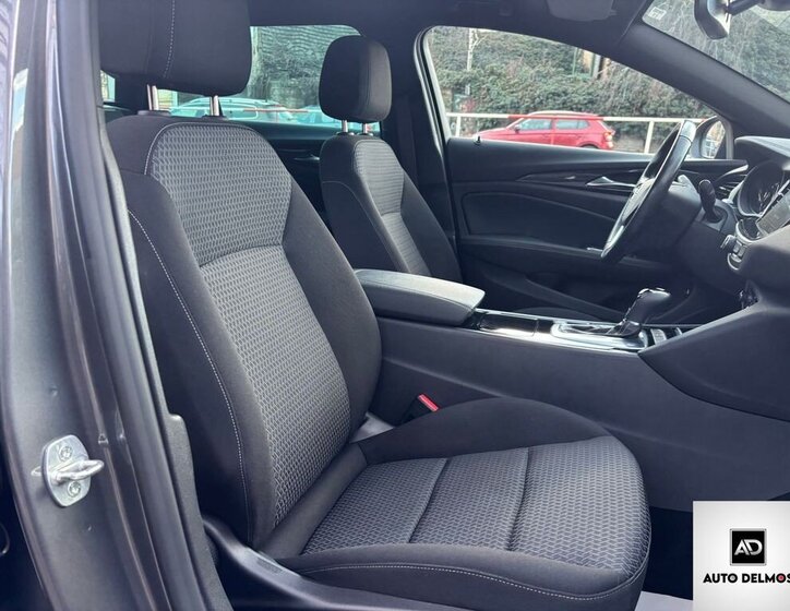 Opel Insignia Kombi 2,0 l 128 kw