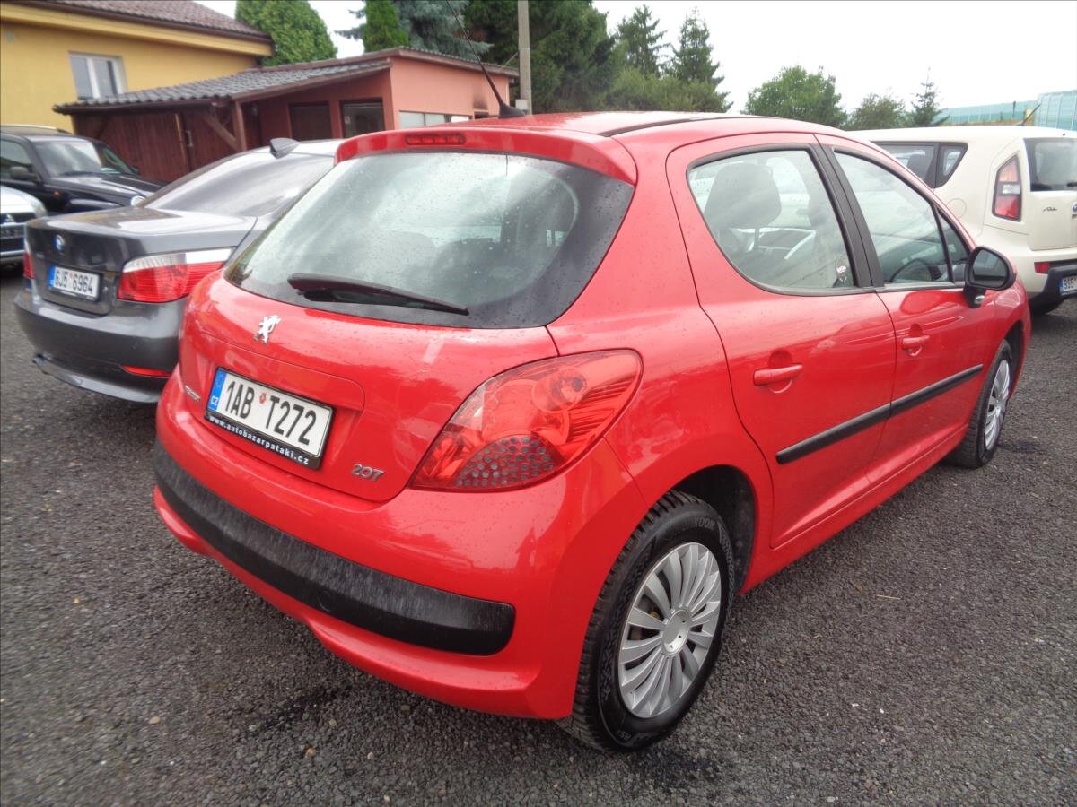 Peugeot 207 Hatchback 1,4 l 65 kw
