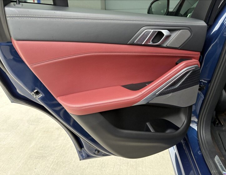 BMW X6 SUV / Terénní 3,0 l 245 kw