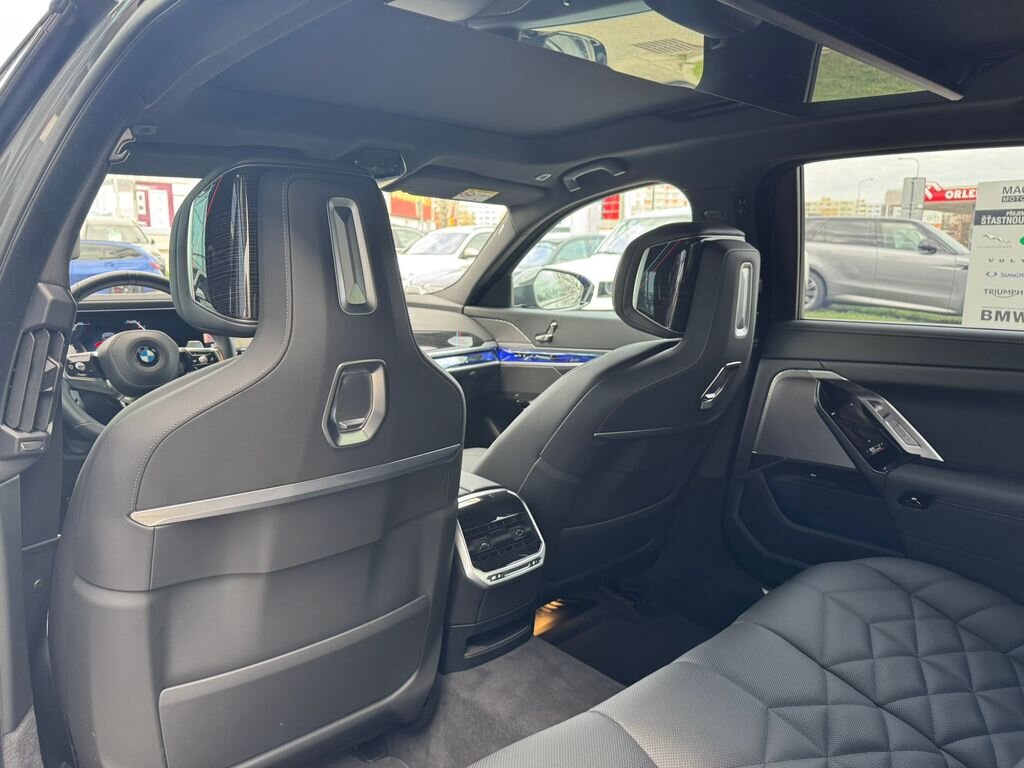 BMW Řada 7 Sedan / Limuzína 3,0 l 210 kw