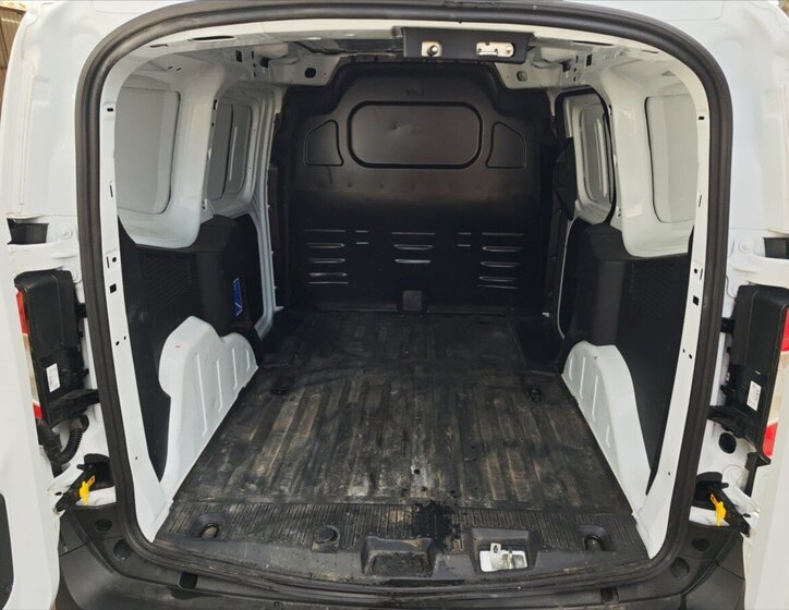 Ford Tourneo Courier Skříň 999,0 73 kw