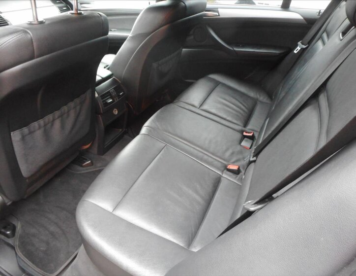 BMW X5 SUV / Terénní 3,0 l 180 kw