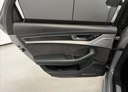 Audi S8 Sedan / Limuzína 4,0 l 445 kw