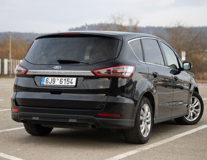 Ford S-MAX MPV 2,0 l 110 kw