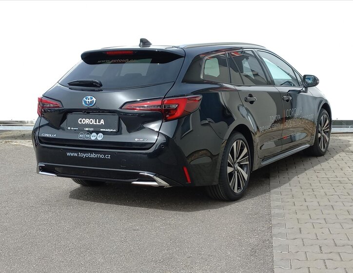 Toyota Corolla Kombi 2,0 l 98 kw