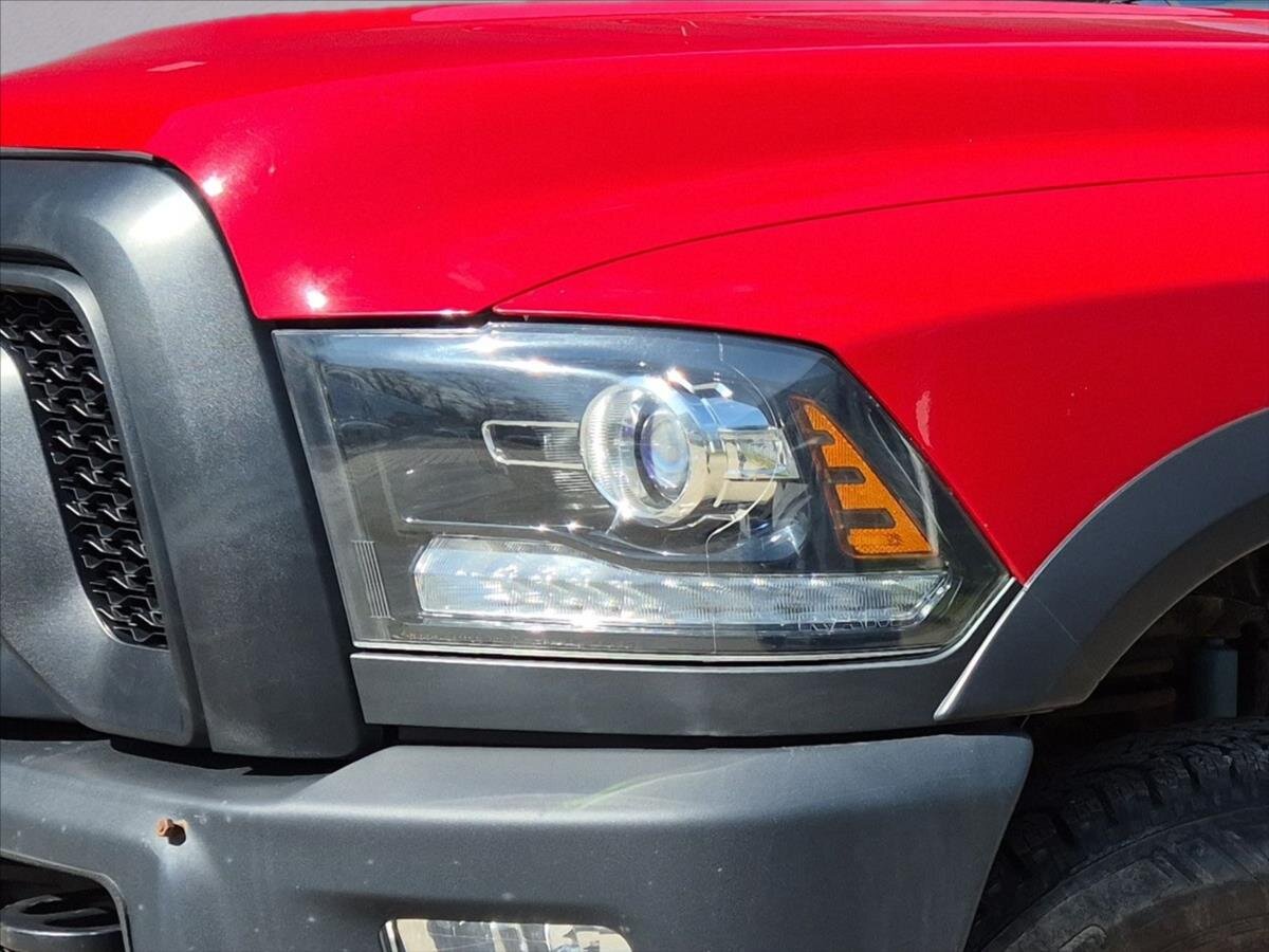 Dodge RAM Pick-up 6,4 l 306 kw