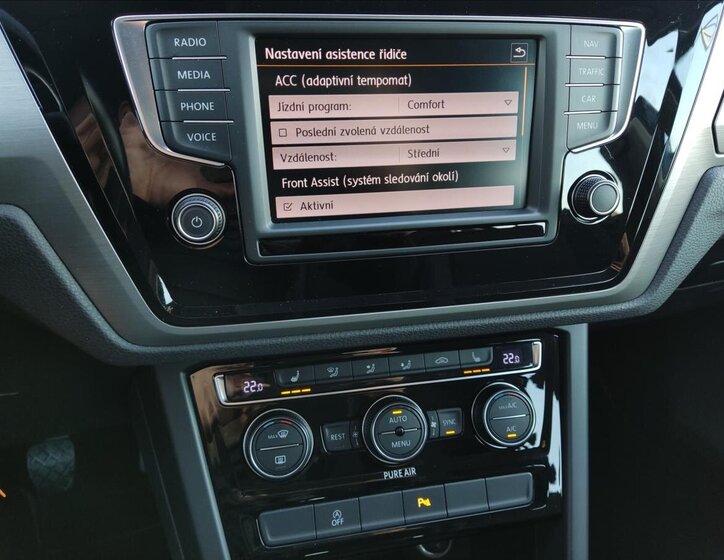 Volkswagen Touran MPV 1,2 l 81 kw