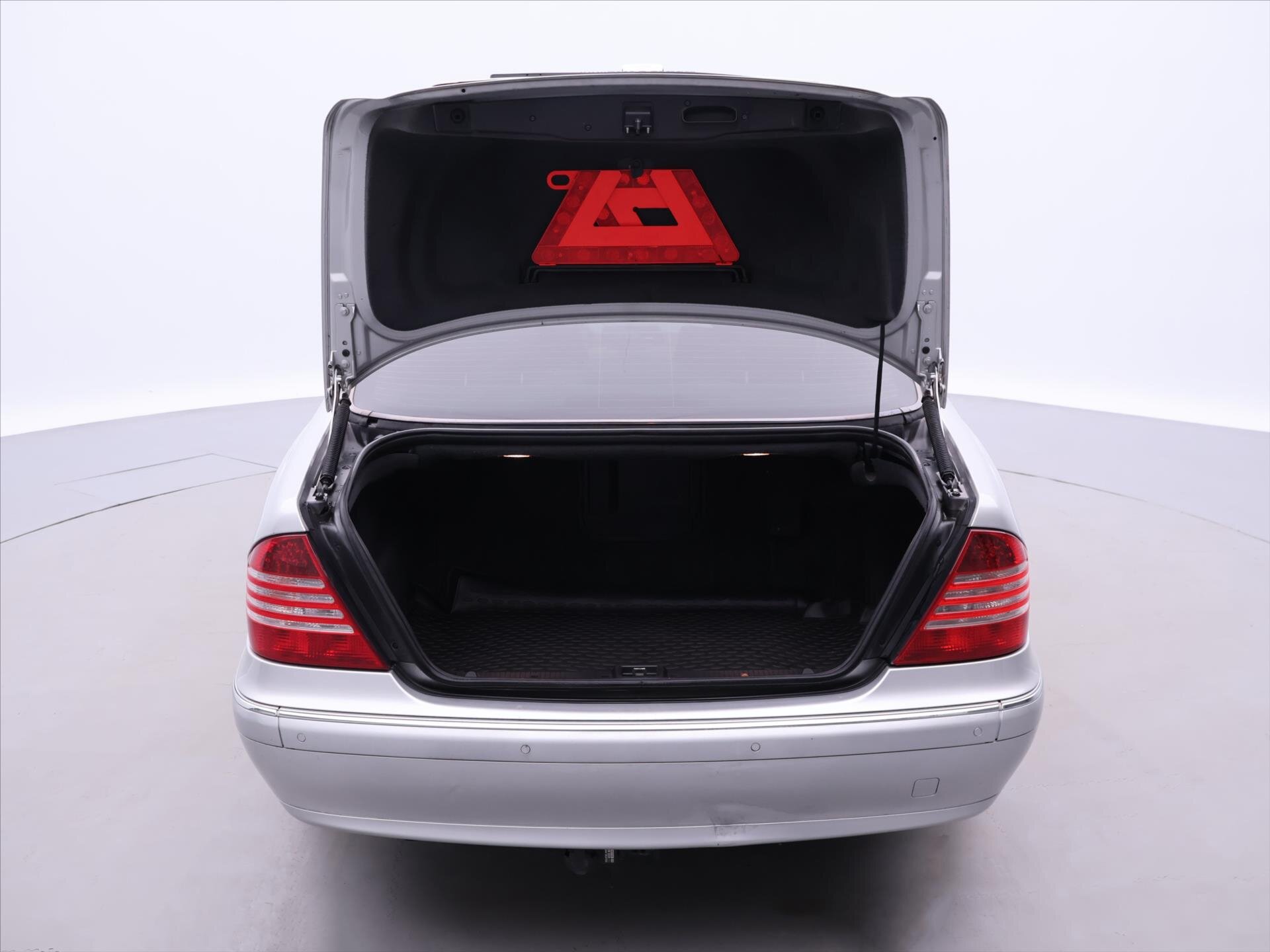 Mercedes-Benz Třídy S Sedan / Limuzína 3,2 l 150 kw