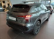 Audi Q3 SUV / Terénní 1,5 l 110 kw