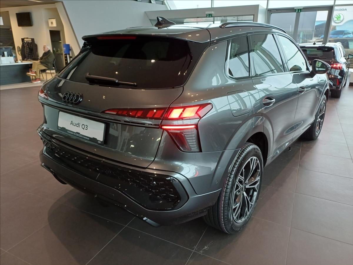 Audi Q3 SUV / Terénní 1,5 l 110 kw