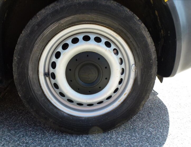 Volkswagen Transporter Skříň 2,0 l 84 kw