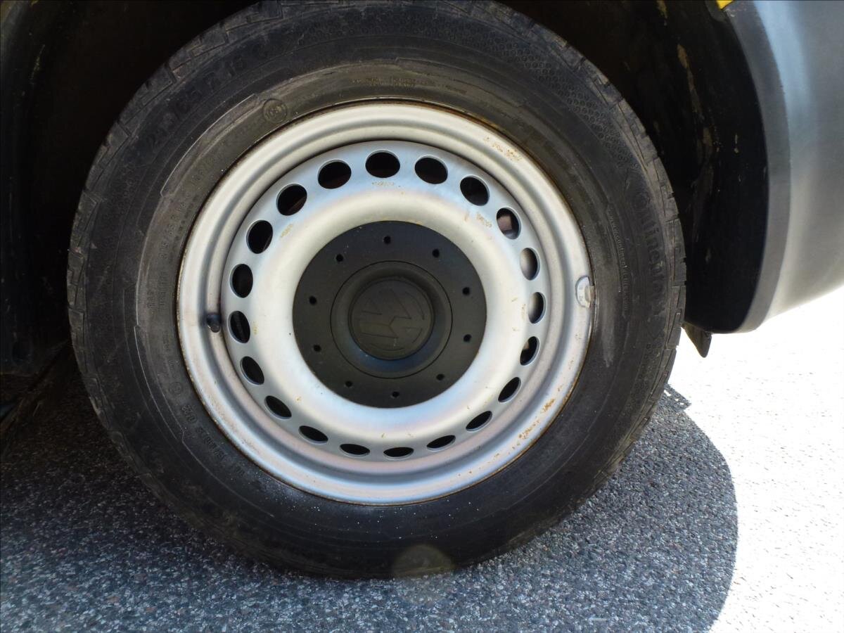 Volkswagen Transporter Skříň 2,0 l 84 kw