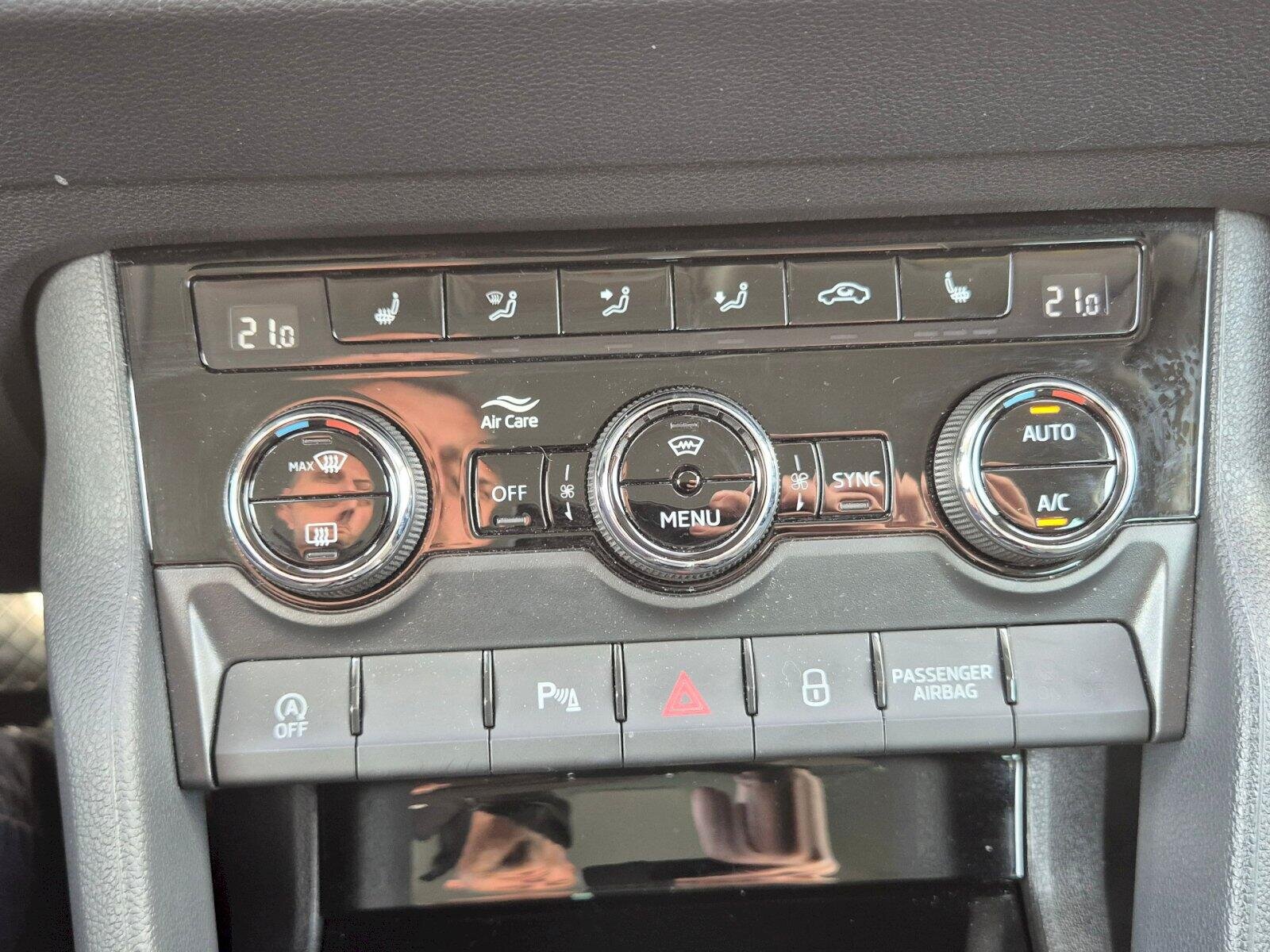 Škoda Karoq SUV / Terénní 1,5 l 110 kw