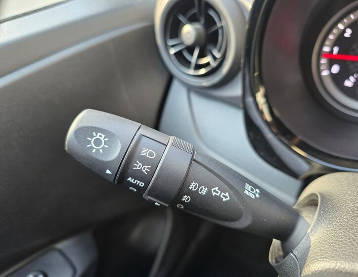 Hyundai i10 Hatchback 1,2 l 61 kw