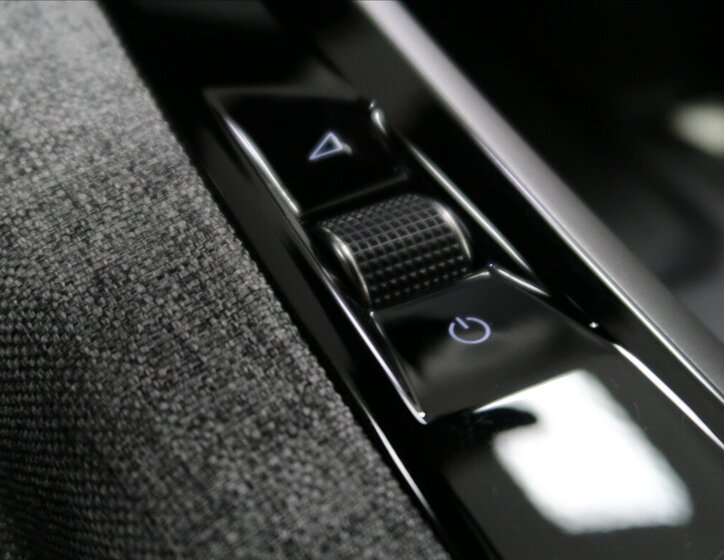 Peugeot 3008 SUV / Terénní 1,2 l 100 kw