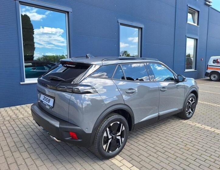 Peugeot 2008 7