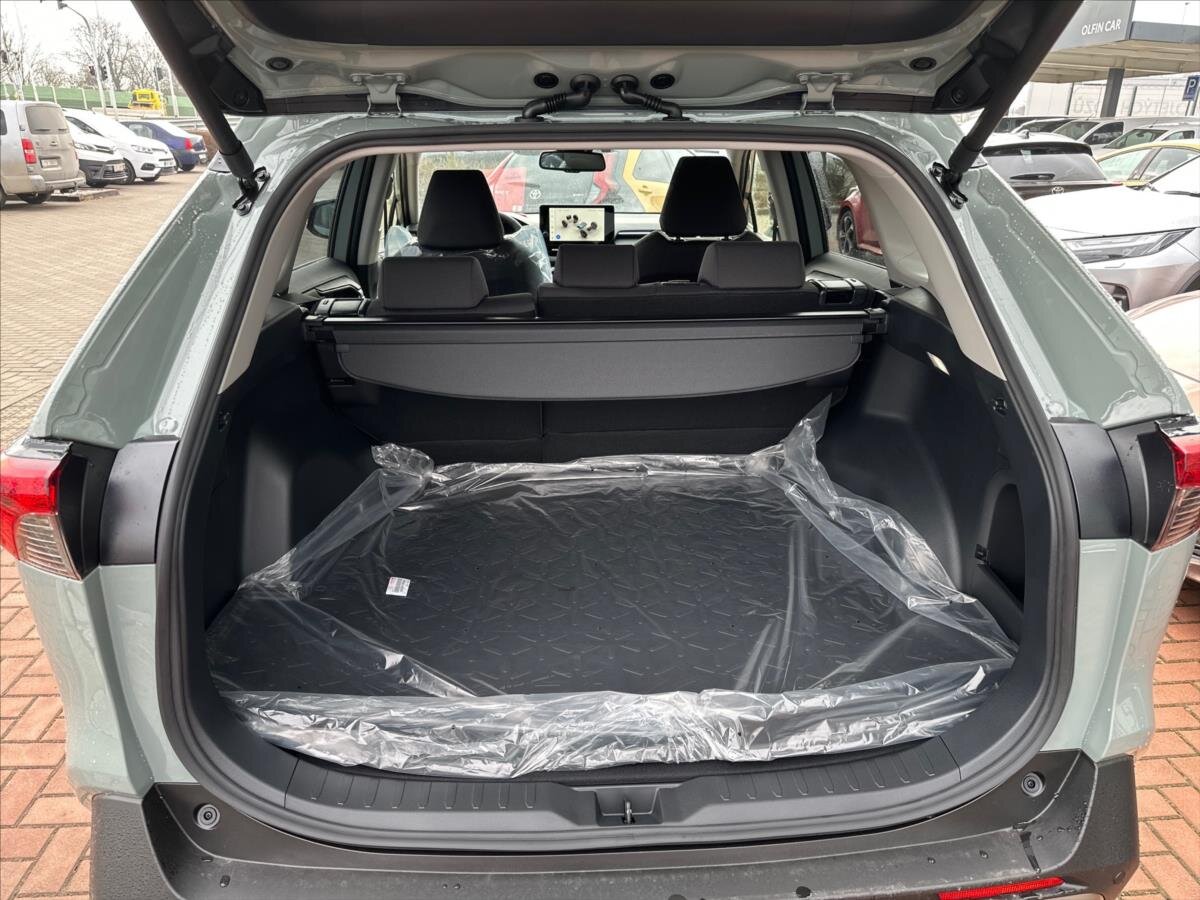 Toyota RAV4 SUV / Terénní 2,5 l 131 kw
