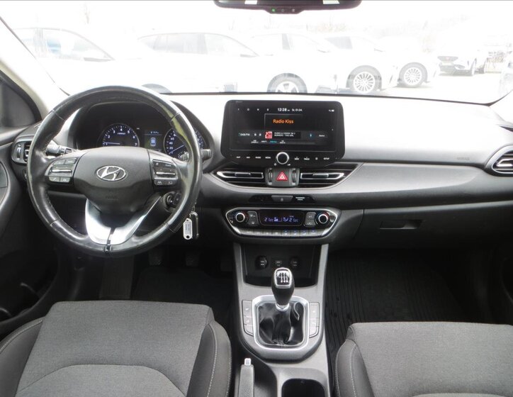 Hyundai i30 Kombi 998,0 88 kw